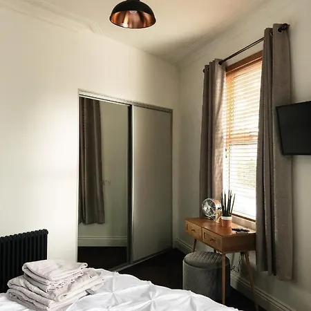 Newly Refurbished In Chapel Allerton, Apartmán *