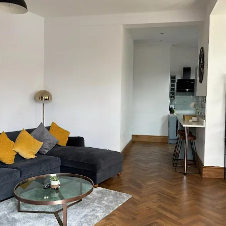 Stylish 1-bedroom In Chapel Allerton With Free Parking Лідс