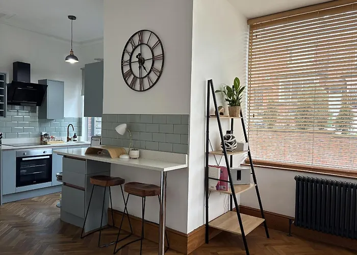 Stylish 1-bedroom In Chapel Allerton With Free Parking Apartment